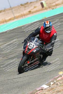 media/Oct-15-2022-TrackXperience (Sat) [[8f70b8b0be]]/Group 2/session 4 turn 1/